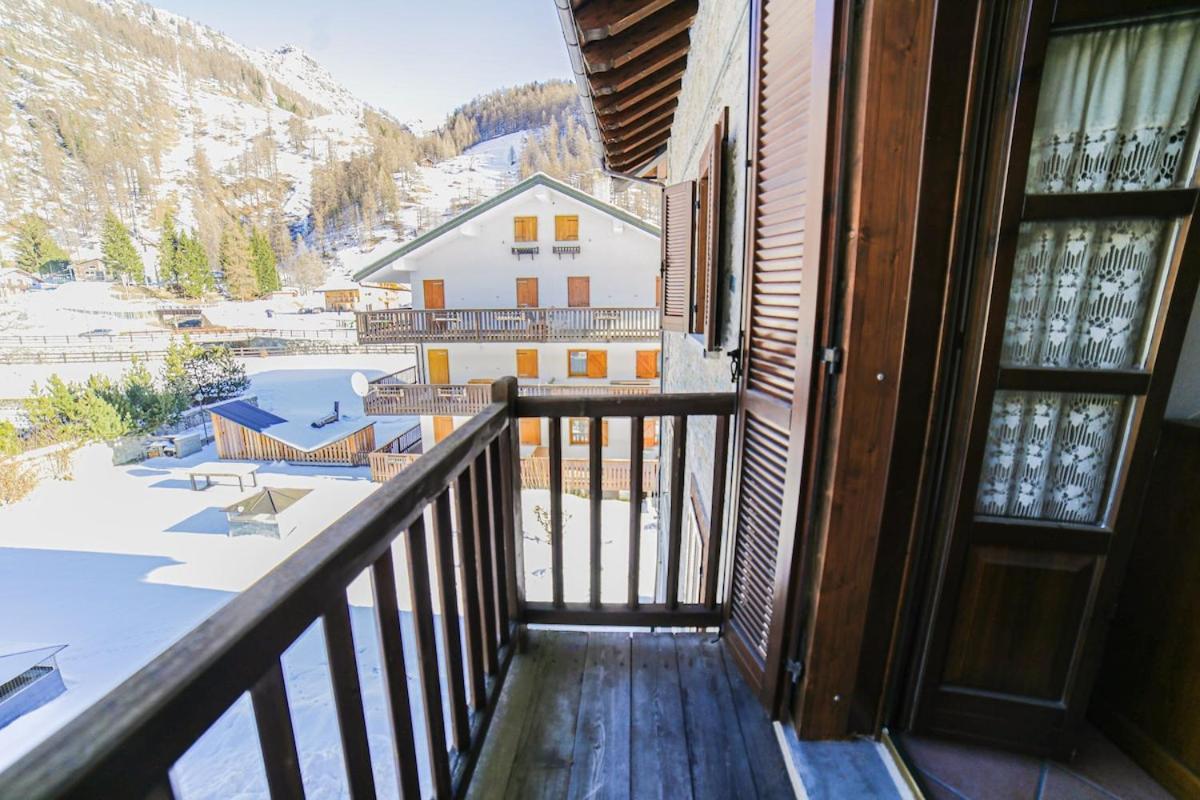 Casa Dei Larici 300M From Piste Apartment Gressoney-la-Trinité Exterior foto